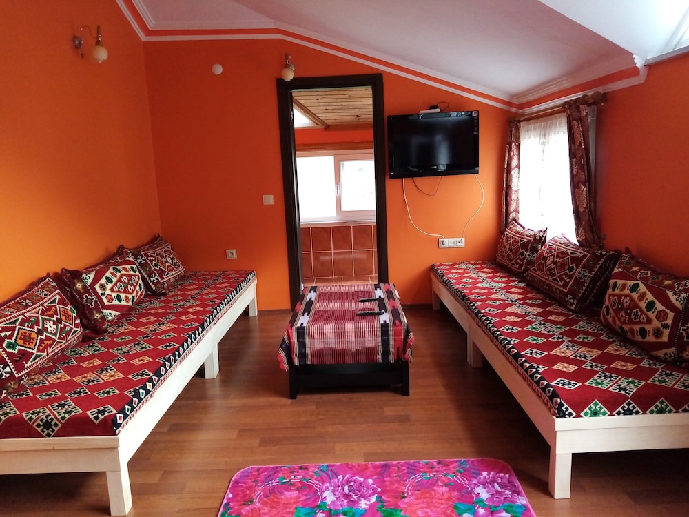 Zisto Apart Rezervasyon