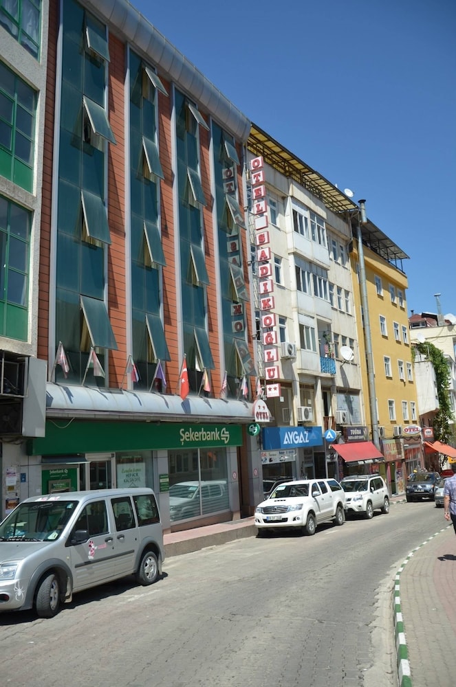Sadikoglu Otel Rezervasyon