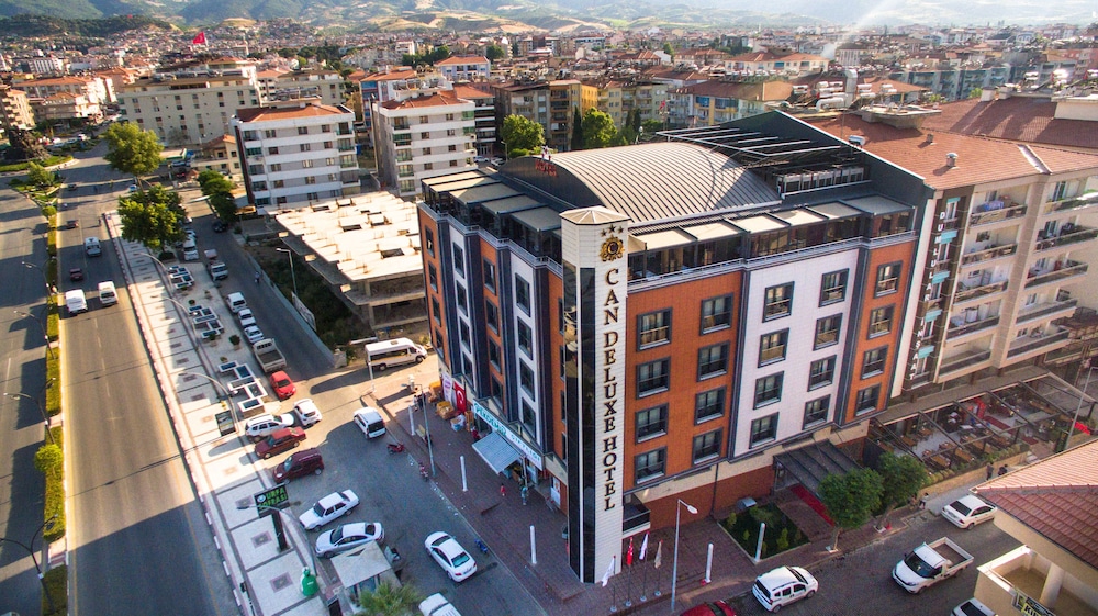 Can Deluxe Hotel Rezervasyon