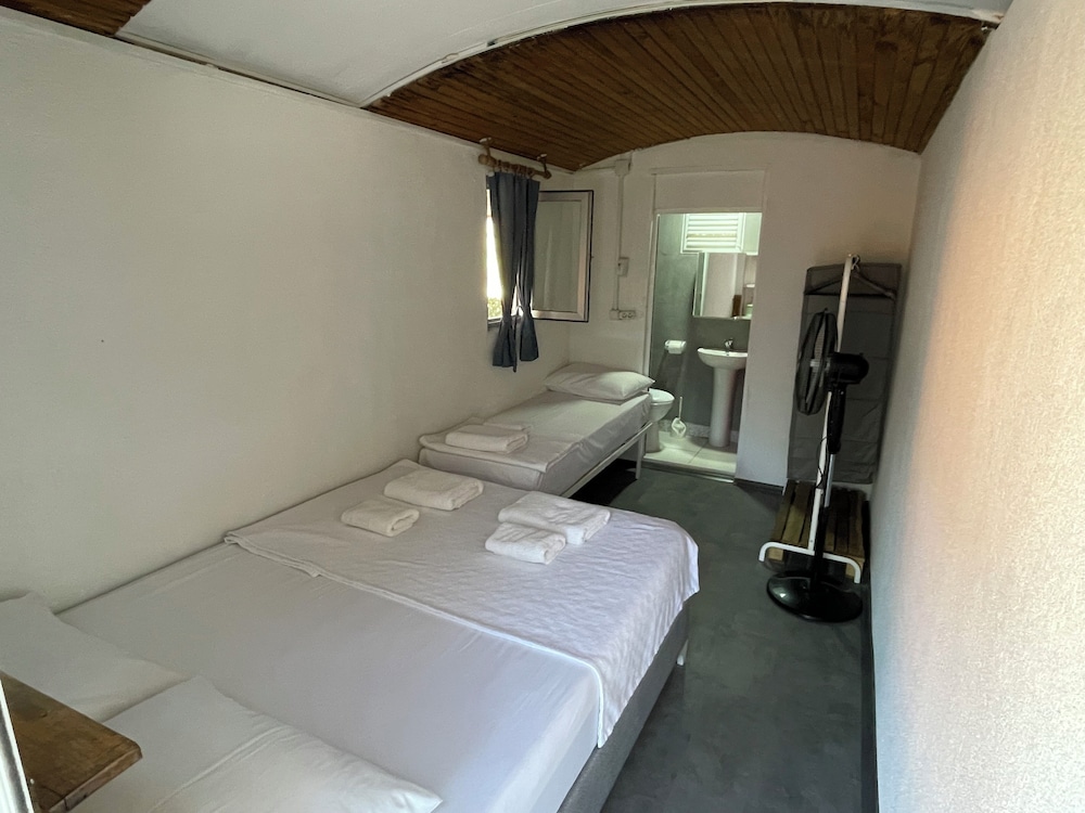 Surf Inn Rezervasyon