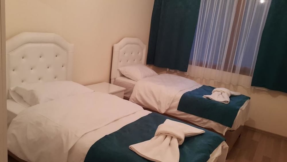 Mavi Kosk Uzungol Rezervasyon