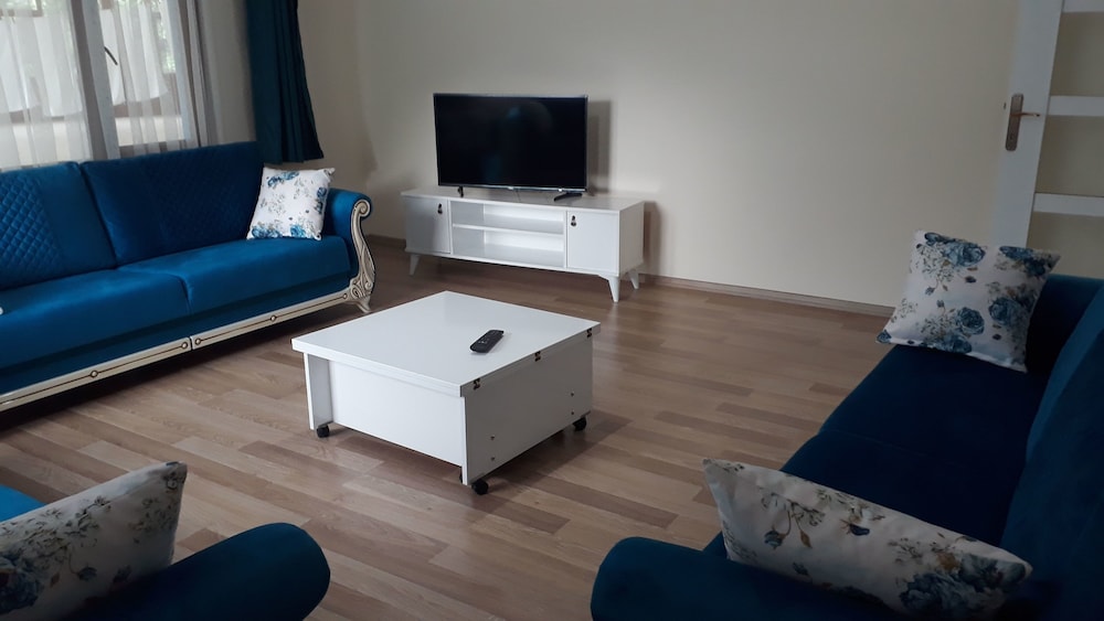 Mavi Kosk Uzungol Rezervasyon