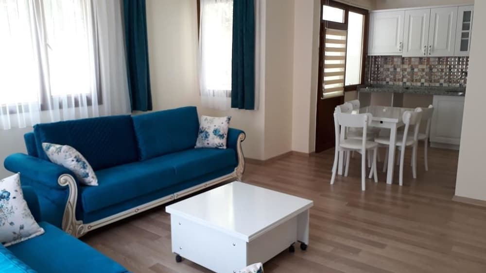 Mavi Kosk Uzungol Rezervasyon