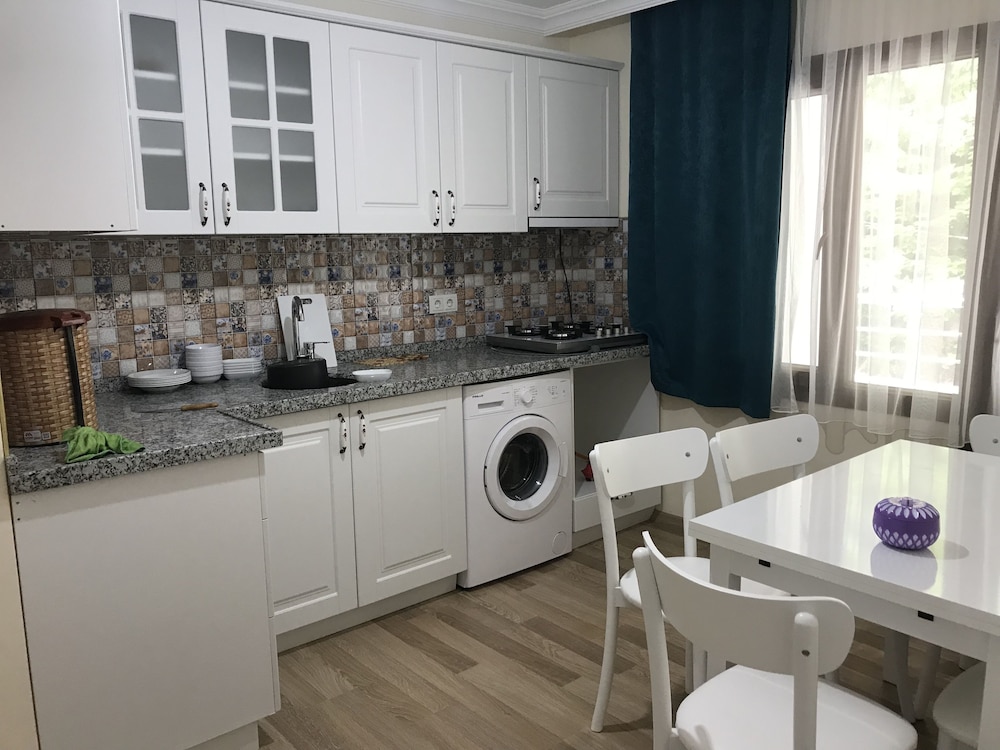 Mavi Kosk Uzungol Rezervasyon