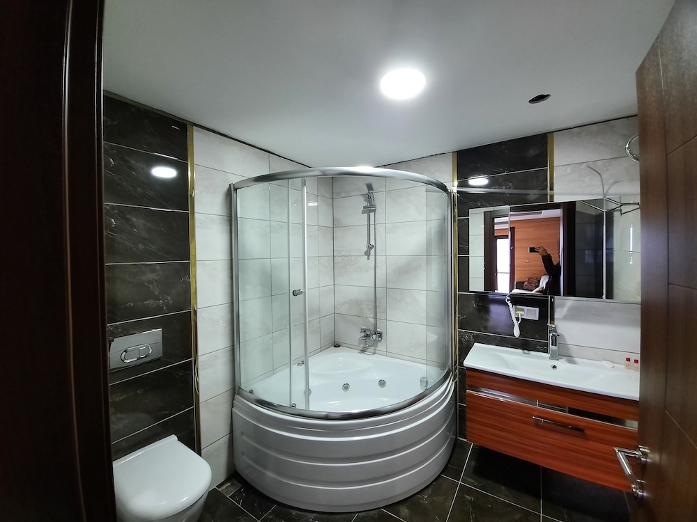 Uzungöl Yeşil Köşk Hotel Rezervasyon