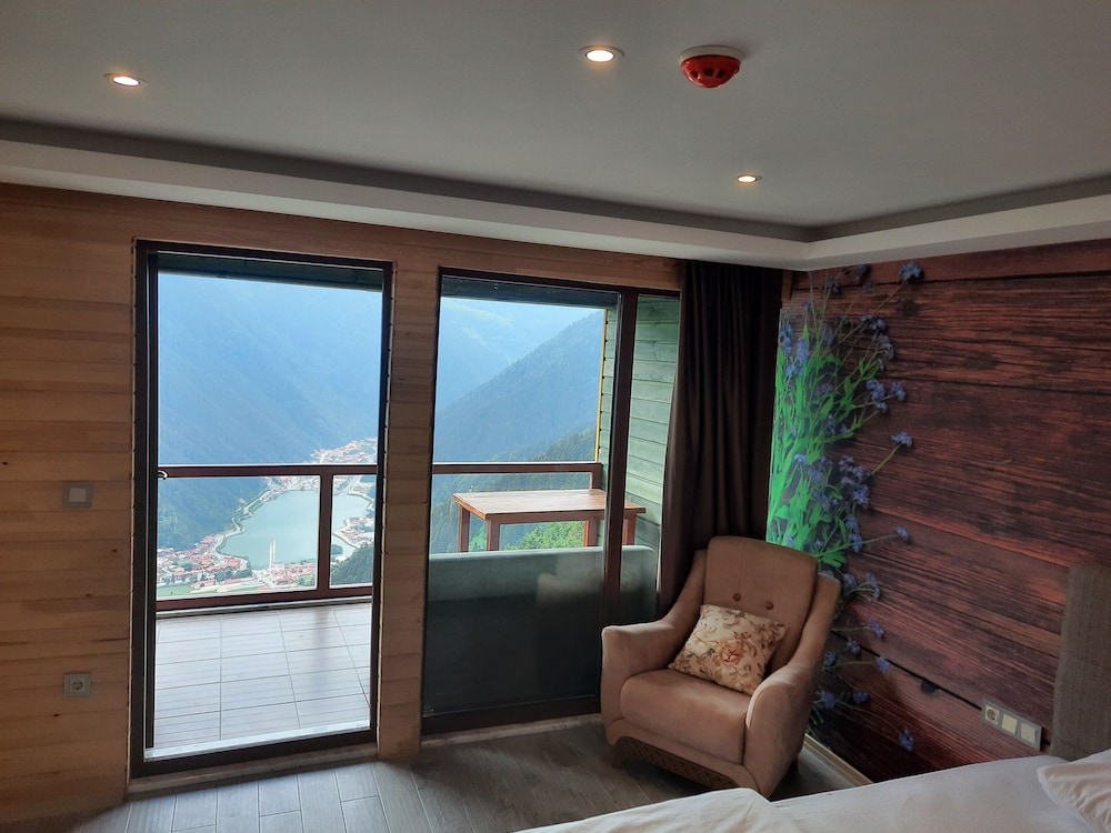 Uzungöl Yeşil Köşk Hotel Rezervasyon