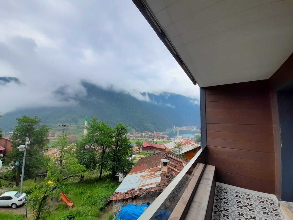 Uzungol Liva Teras Rezervasyon