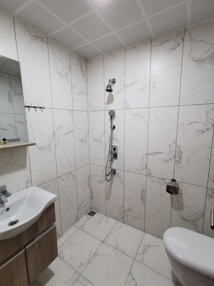 Uzungol Liva Teras Rezervasyon