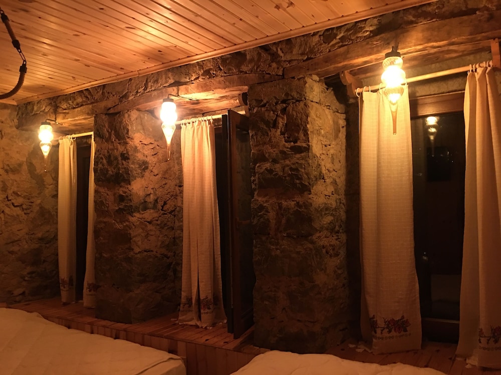 Huzur Konak Otel & Restaurant Rezervasyon