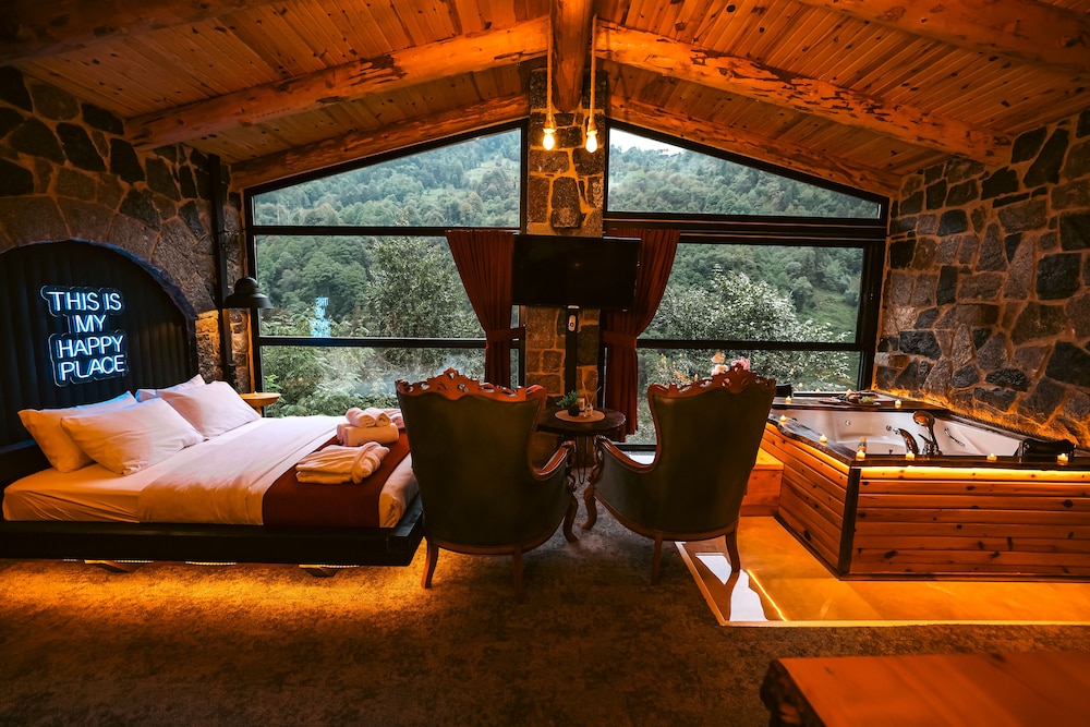 Bungalove Tatil Koyu Rezervasyon