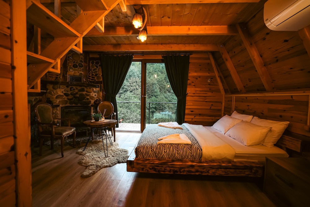 Bungalove Tatil Koyu Rezervasyon