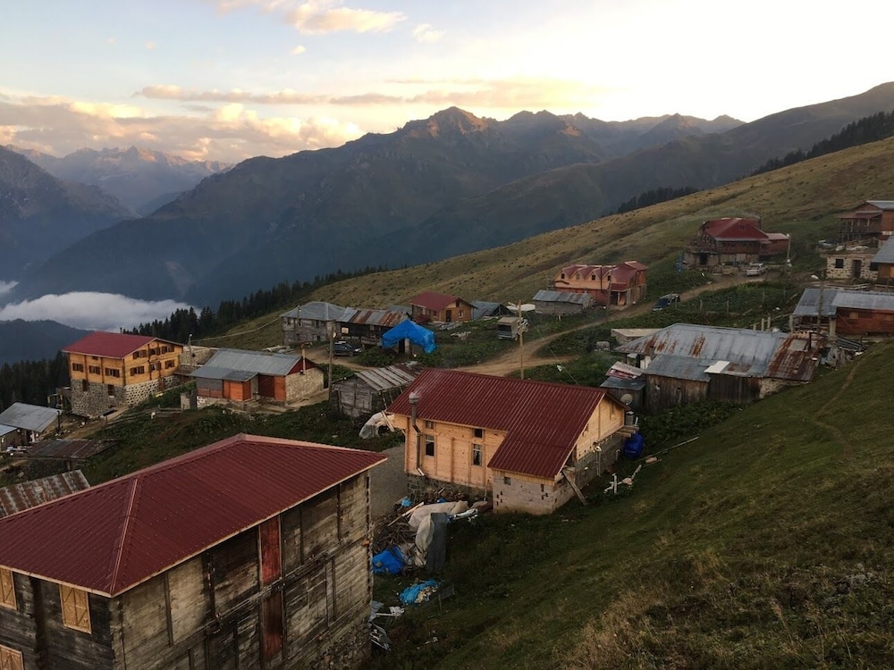 Cici Baba Dag Evi Rezervasyon