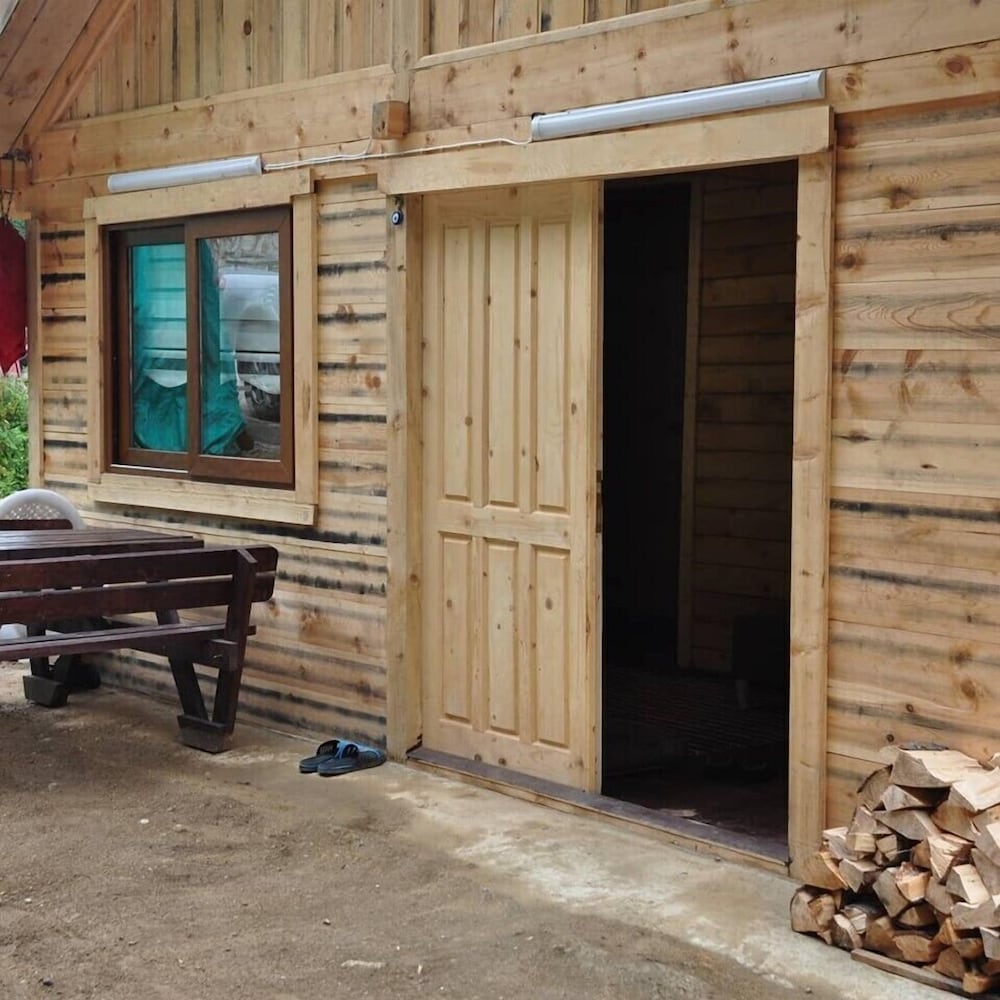 Lorant Dag Evleri Rezervasyon