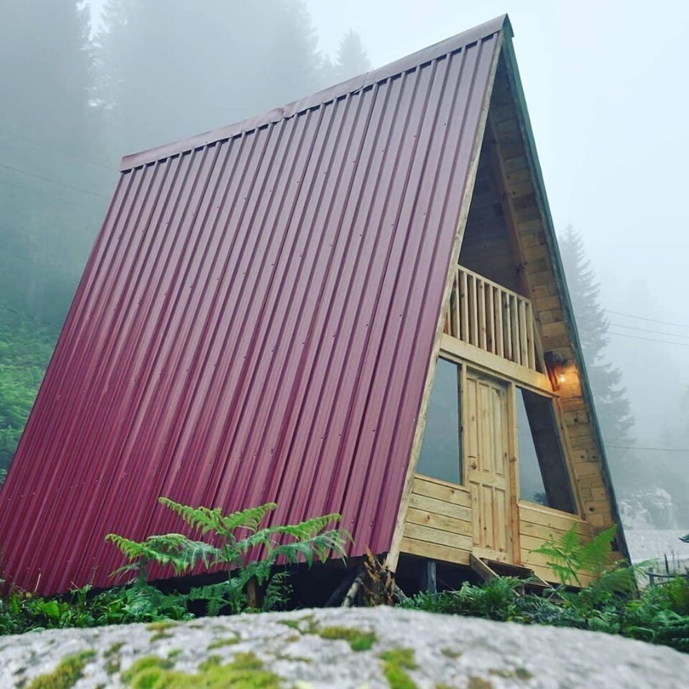 Lorant Dag Evleri Rezervasyon