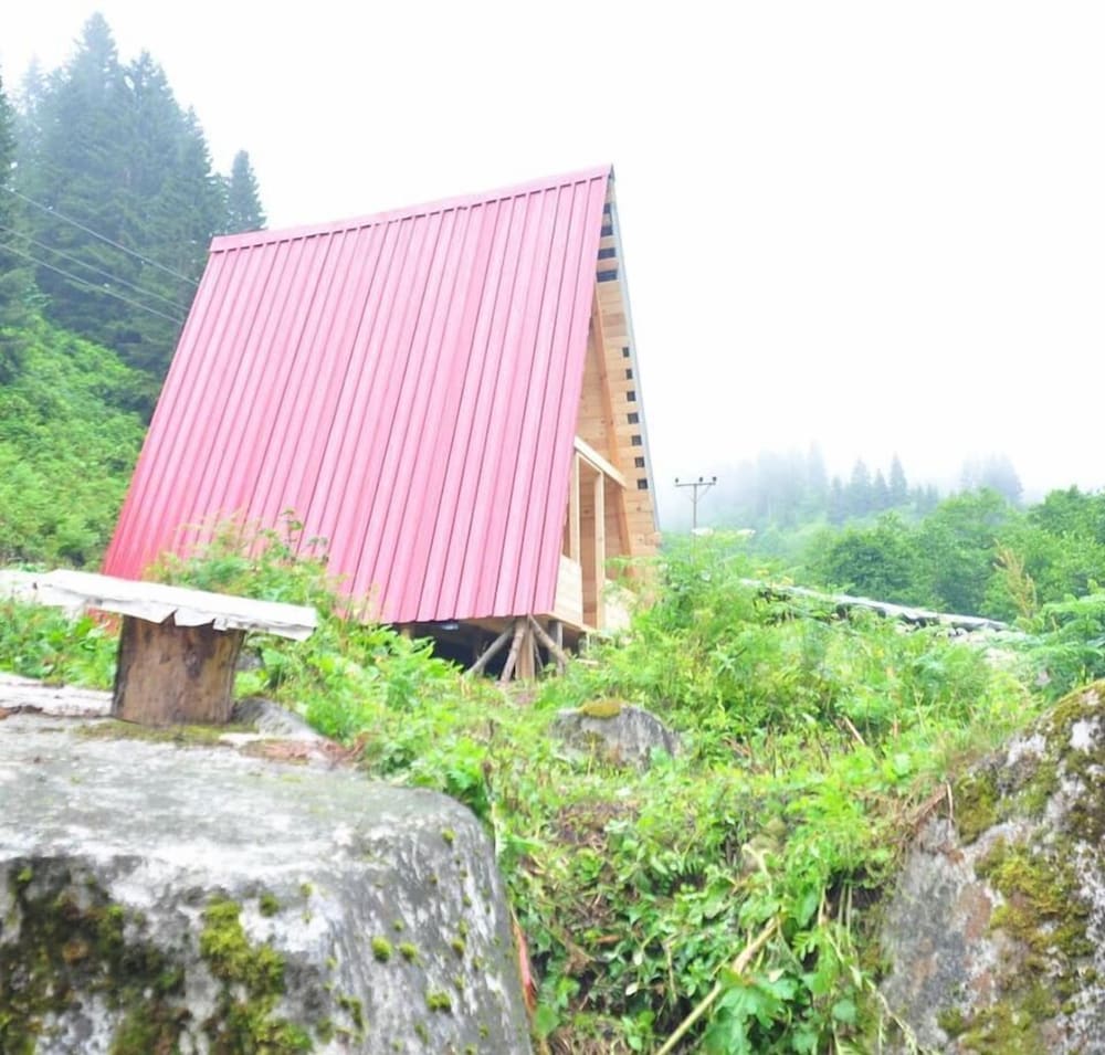 Lorant Dag Evleri Rezervasyon