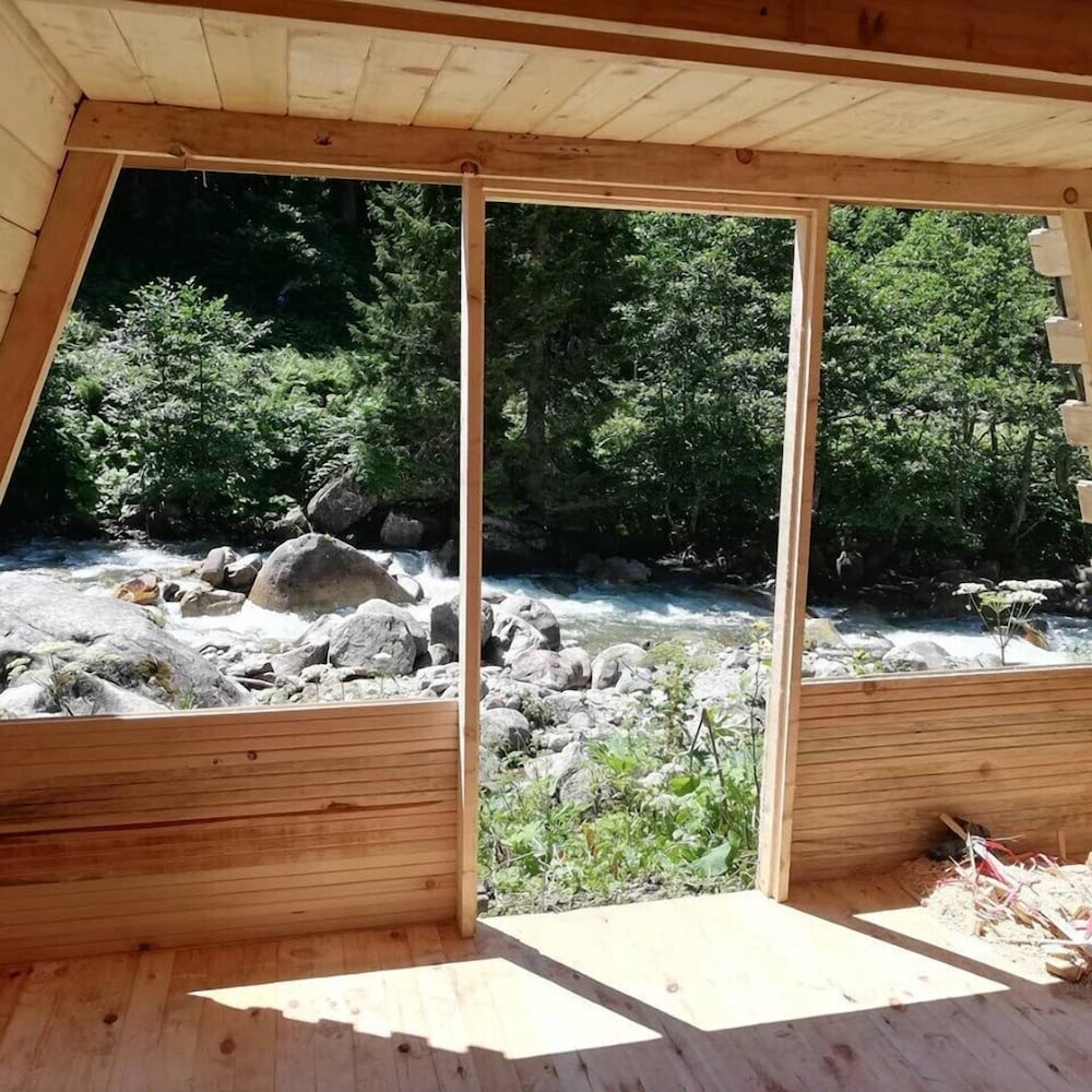 Lorant Dag Evleri Rezervasyon