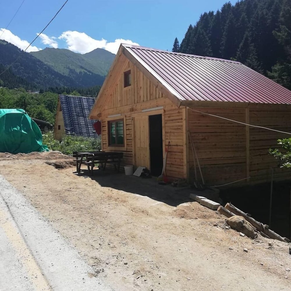 Lorant Dag Evleri Rezervasyon