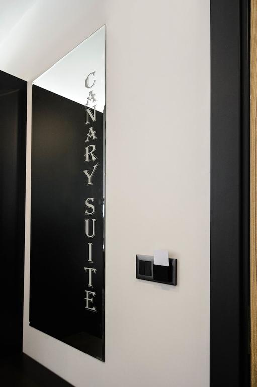 Canary Suite Otel Rezervasyon