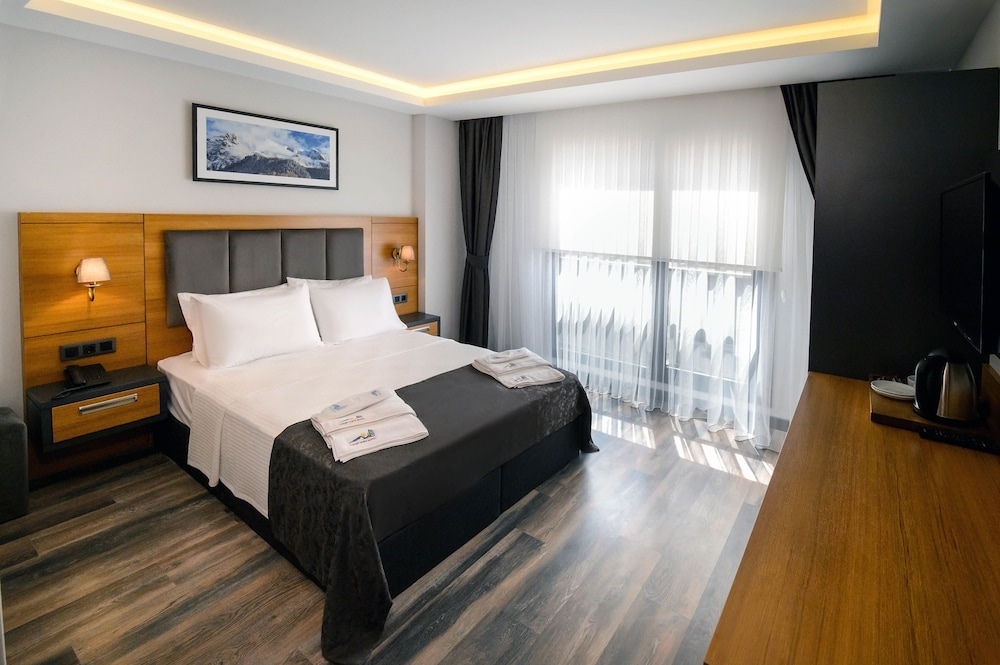 Canary Suite Otel Rezervasyon