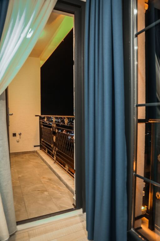 White Golden Suite Hotel Rezervasyon