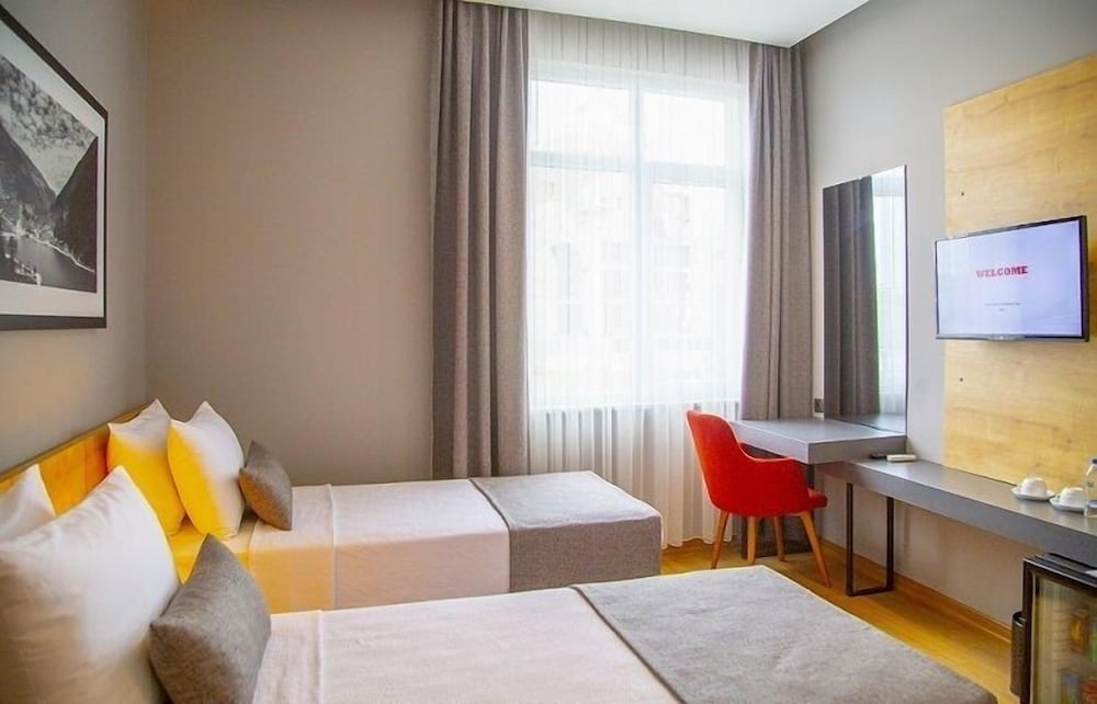 Uzer Otel Rezervasyon