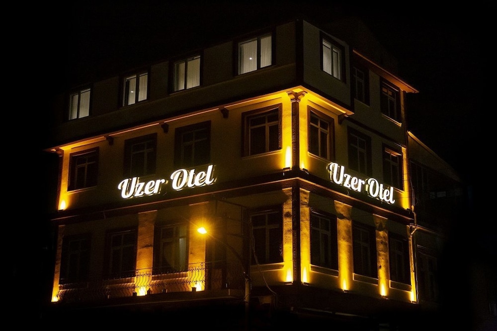 Uzer Otel Rezervasyon