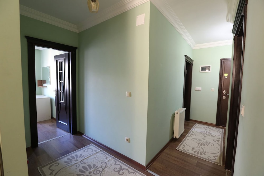 Fotinos Apartments Rezervasyon