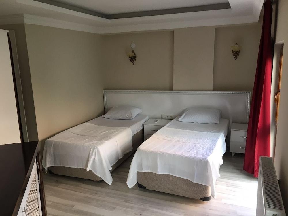 Çarsı Hotel & Cafe Rezervasyon