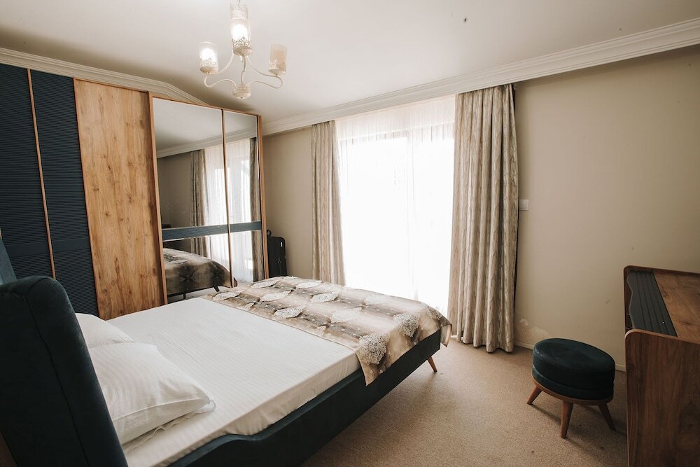 Arezzo Deluxe Otel Rezervasyon