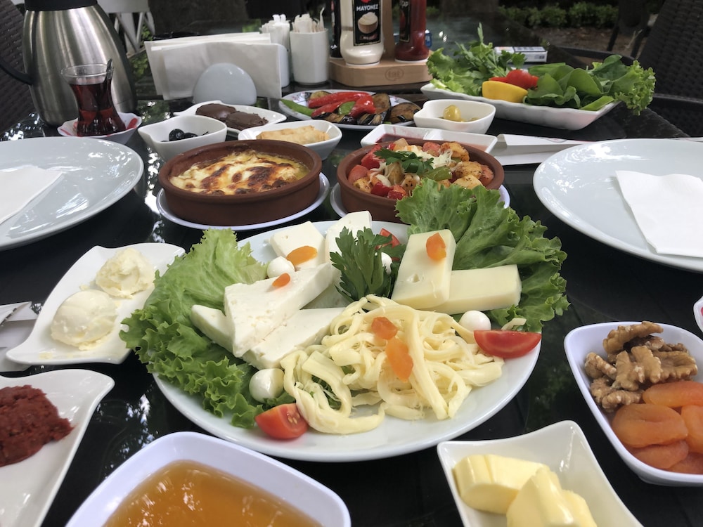 Beyaz Ev Butik Otel Maşukiye Rezervasyon