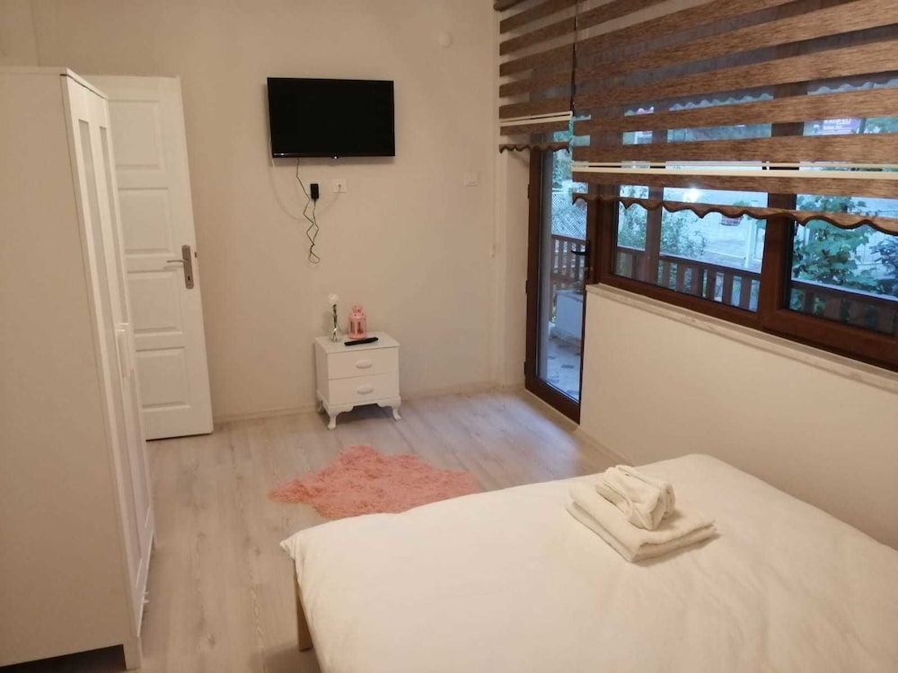 Beyaz Ev Butik Otel Maşukiye Rezervasyon