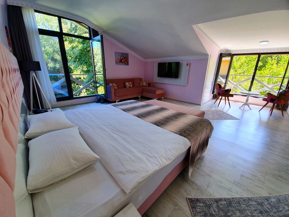 Kadifeli Konak Boutique Hotel Rezervasyon