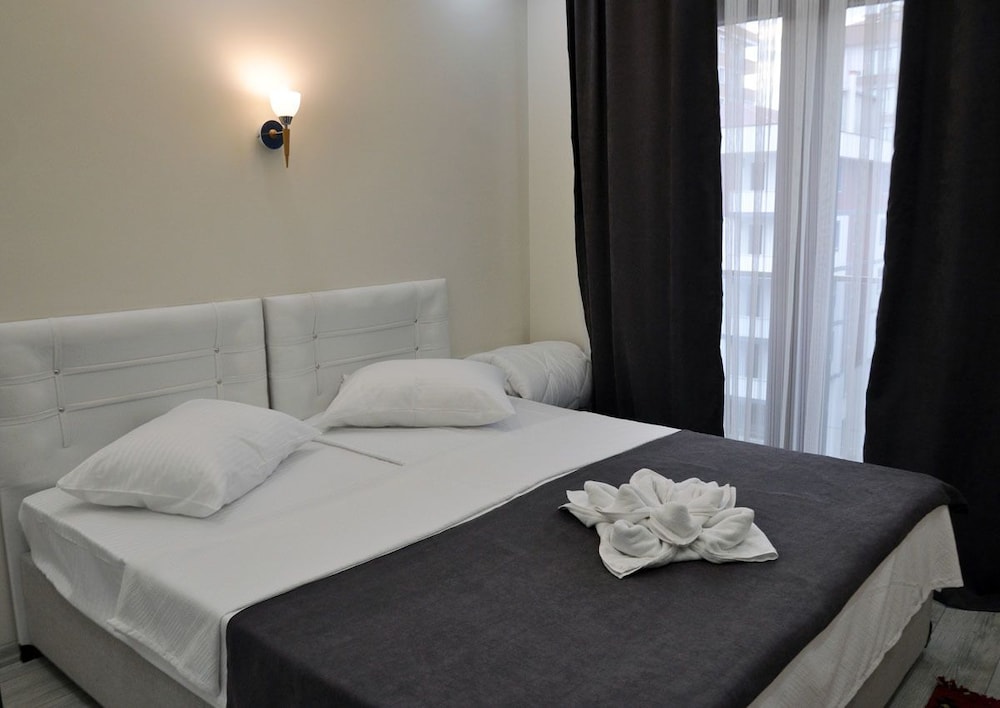 Platana Suite Apart Hotel Rezervasyon