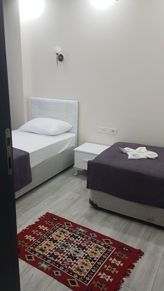 Platana Suite Apart Hotel Rezervasyon
