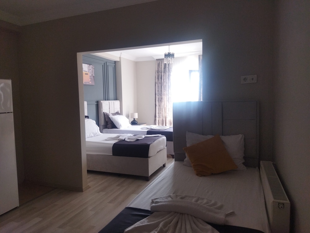 The Queens Apart Rezervasyon