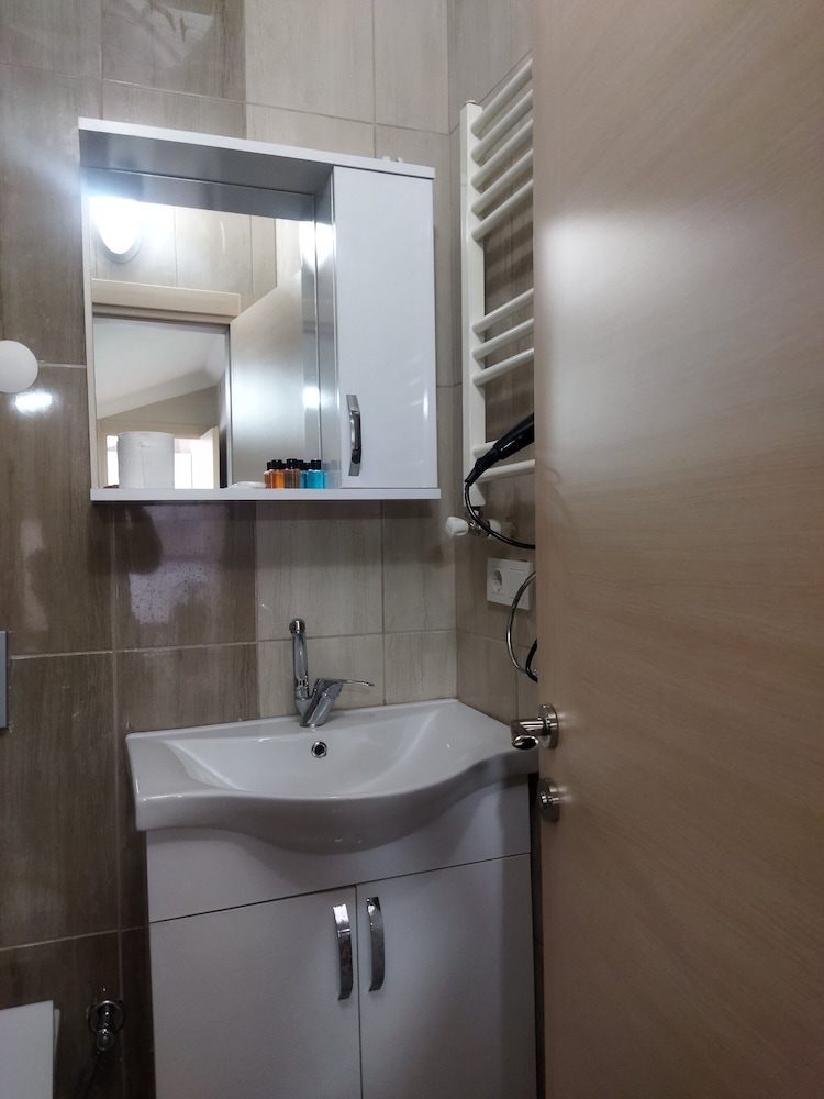 The Queens Apart Rezervasyon