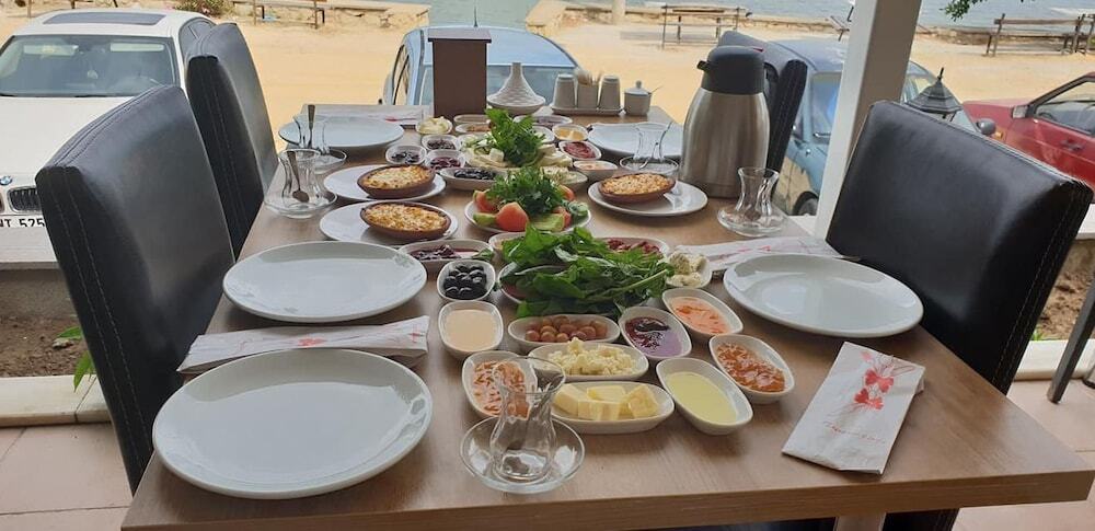 Beskardesler Guzelyali Pansiyon Rezervasyon