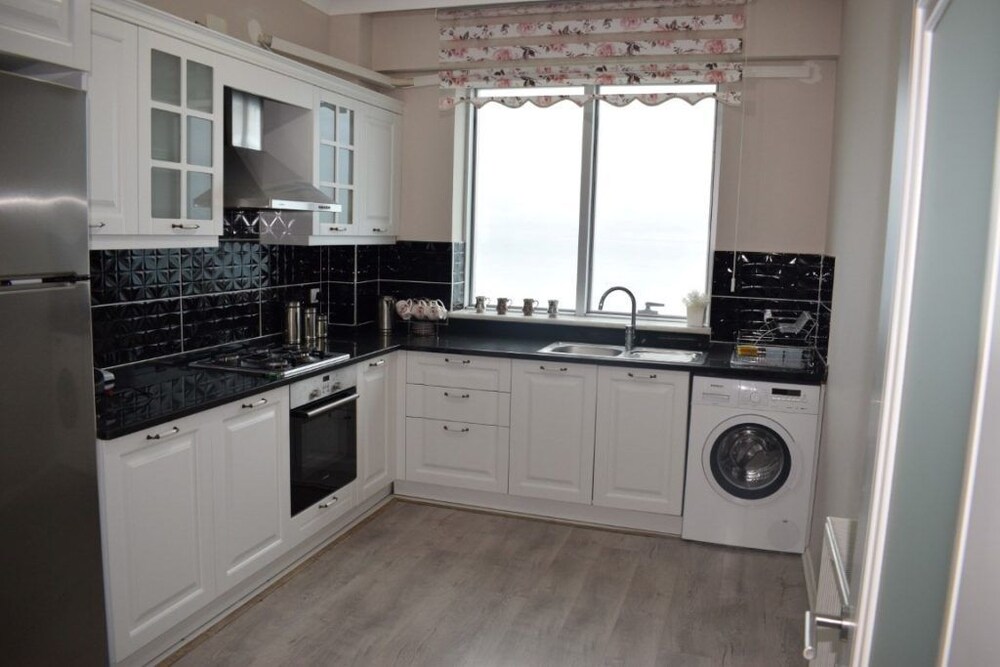 Zahi Mydoga Yomra Apart Rezervasyon