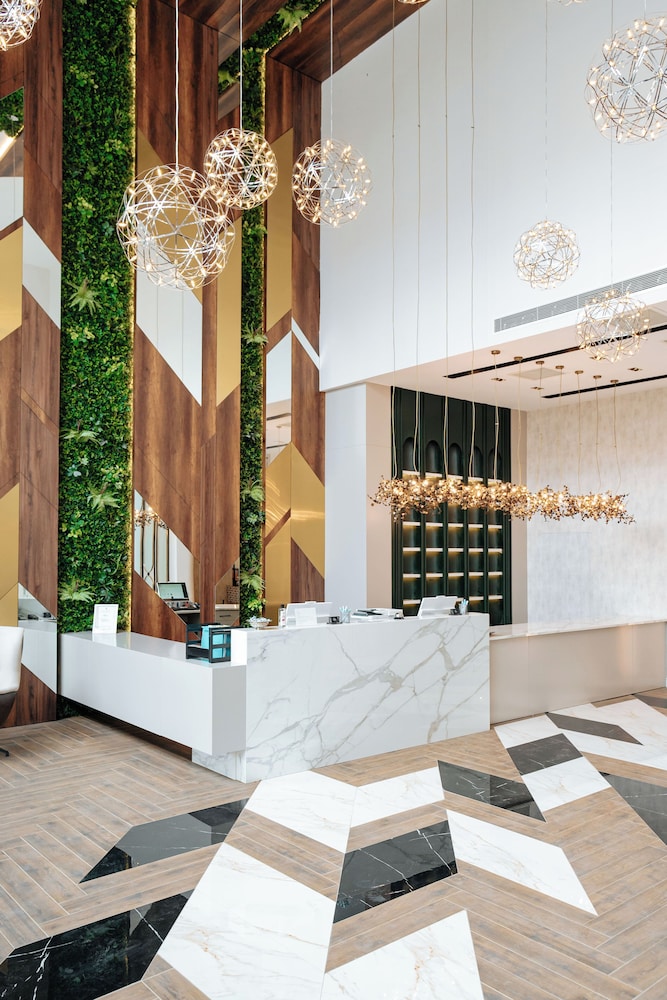 Empula Hotel & Residences Rezervasyon