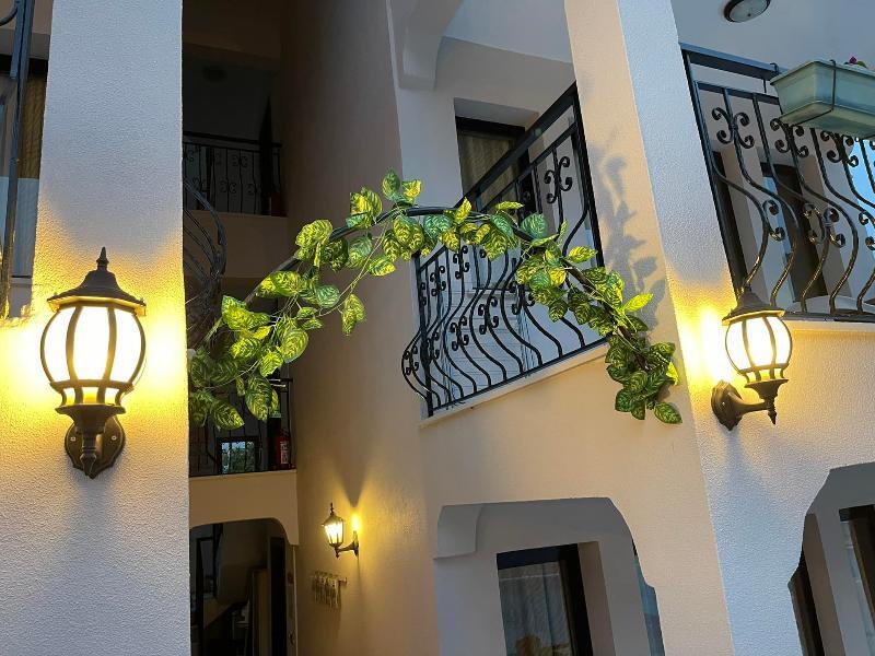 Icr Sun Village Apartments Rezervasyon