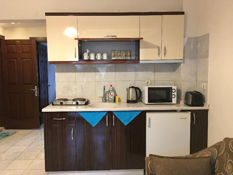 Icr Sun Village Apartments Rezervasyon