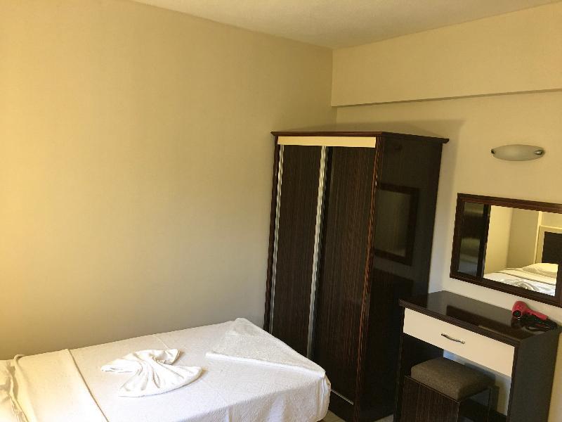 Icr Sun Village Apartments Rezervasyon