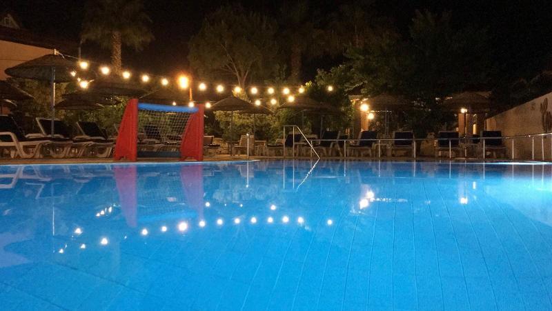 Icr Sun Village Apartments Rezervasyon