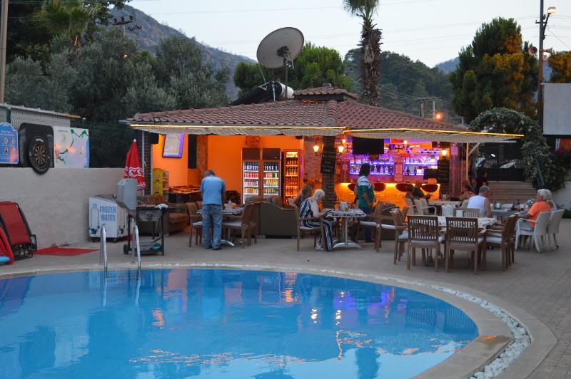 Icr Sun Village Apartments Rezervasyon