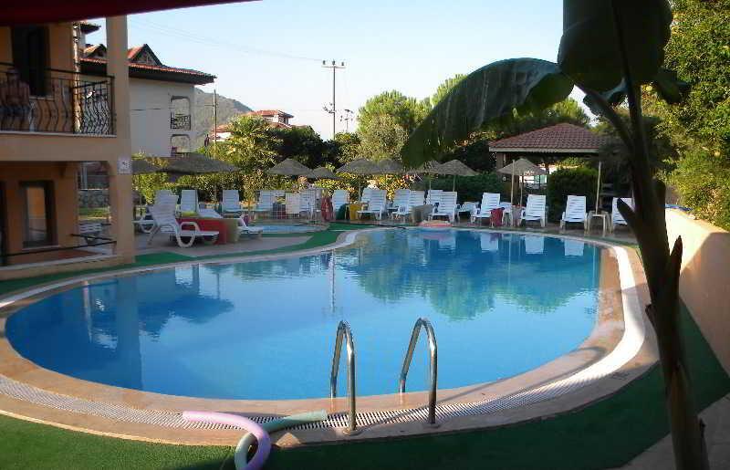 Icr Sun Village Apartments Rezervasyon