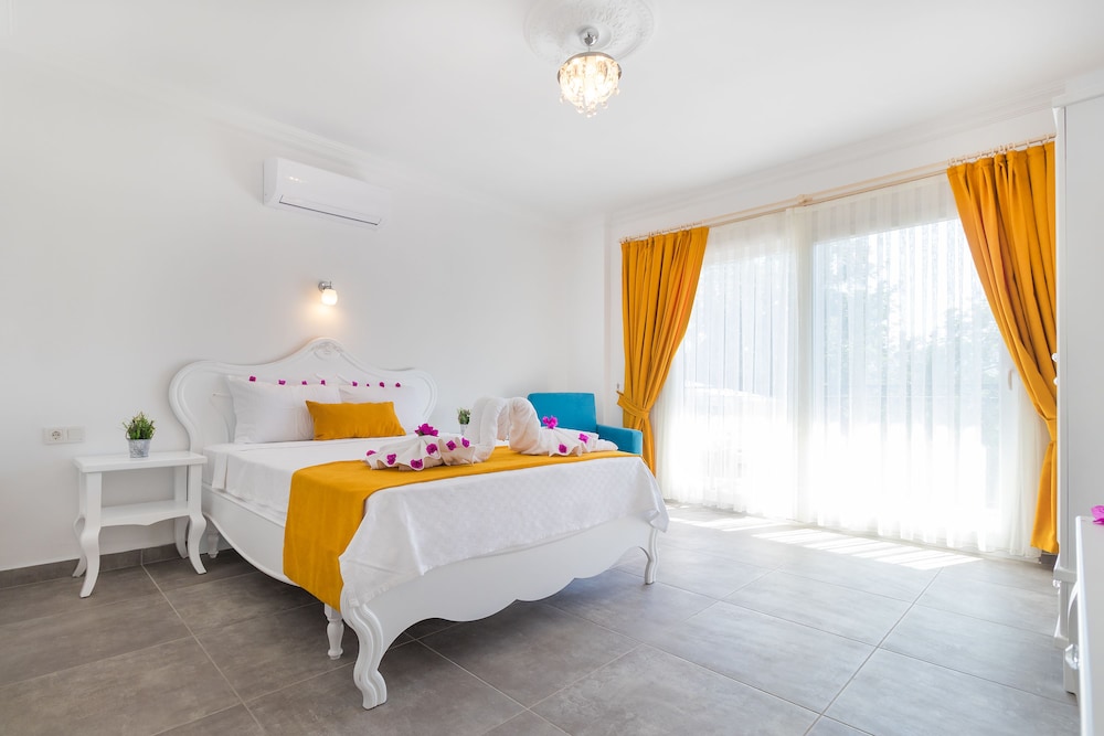 Ruya Butik Otel Selimiye Rezervasyon