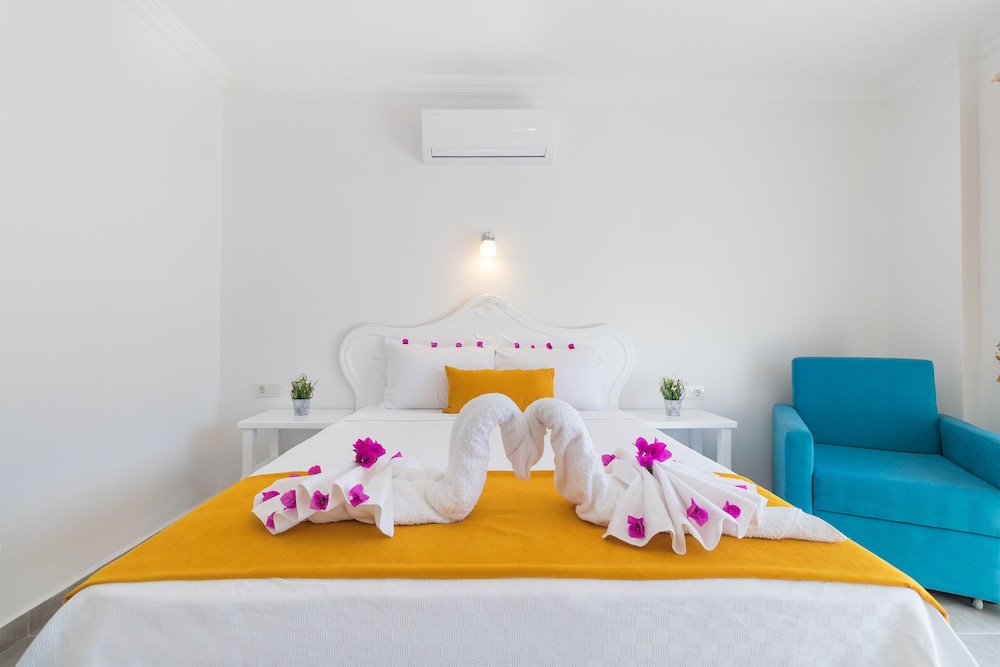 Ruya Butik Otel Selimiye Rezervasyon