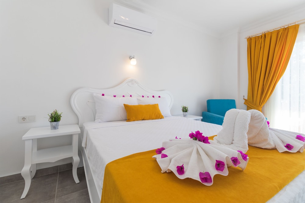 Ruya Butik Otel Selimiye Rezervasyon