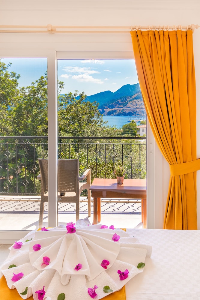 Ruya Butik Otel Selimiye Rezervasyon