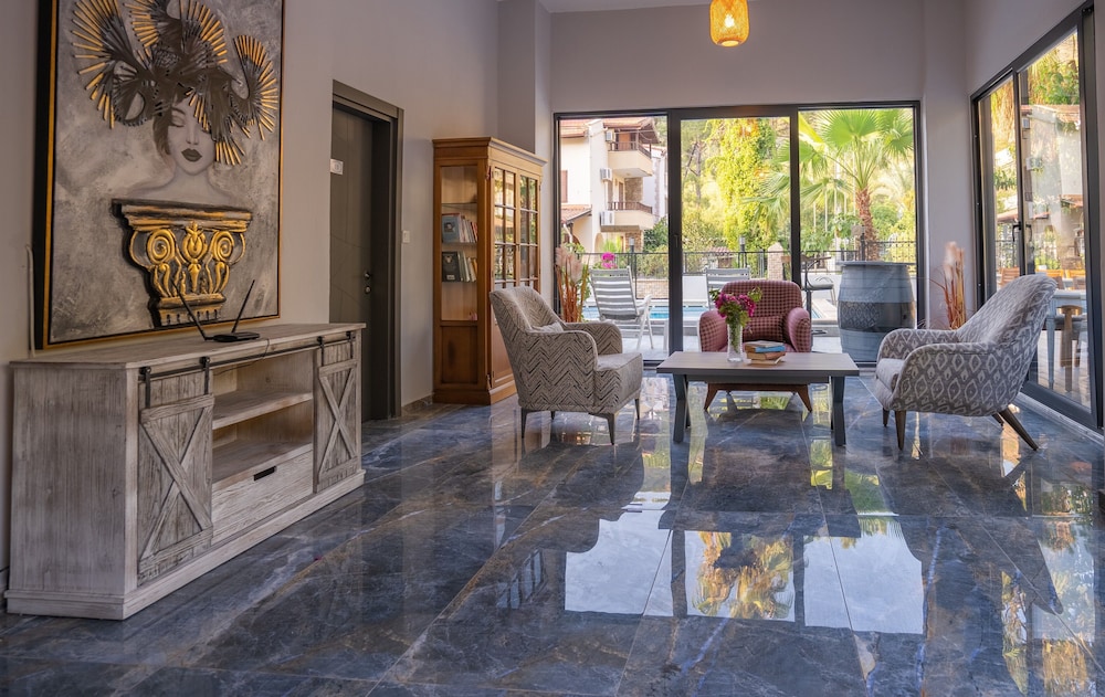 Ada Boutique Hotel Rezervasyon